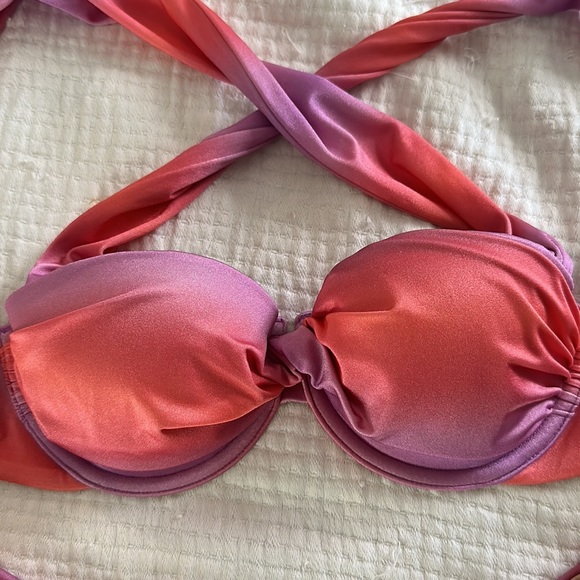 VS bikini - Picture 3 of 6